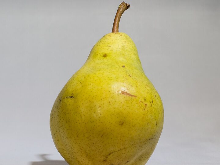 Bartlett Pear: fruit